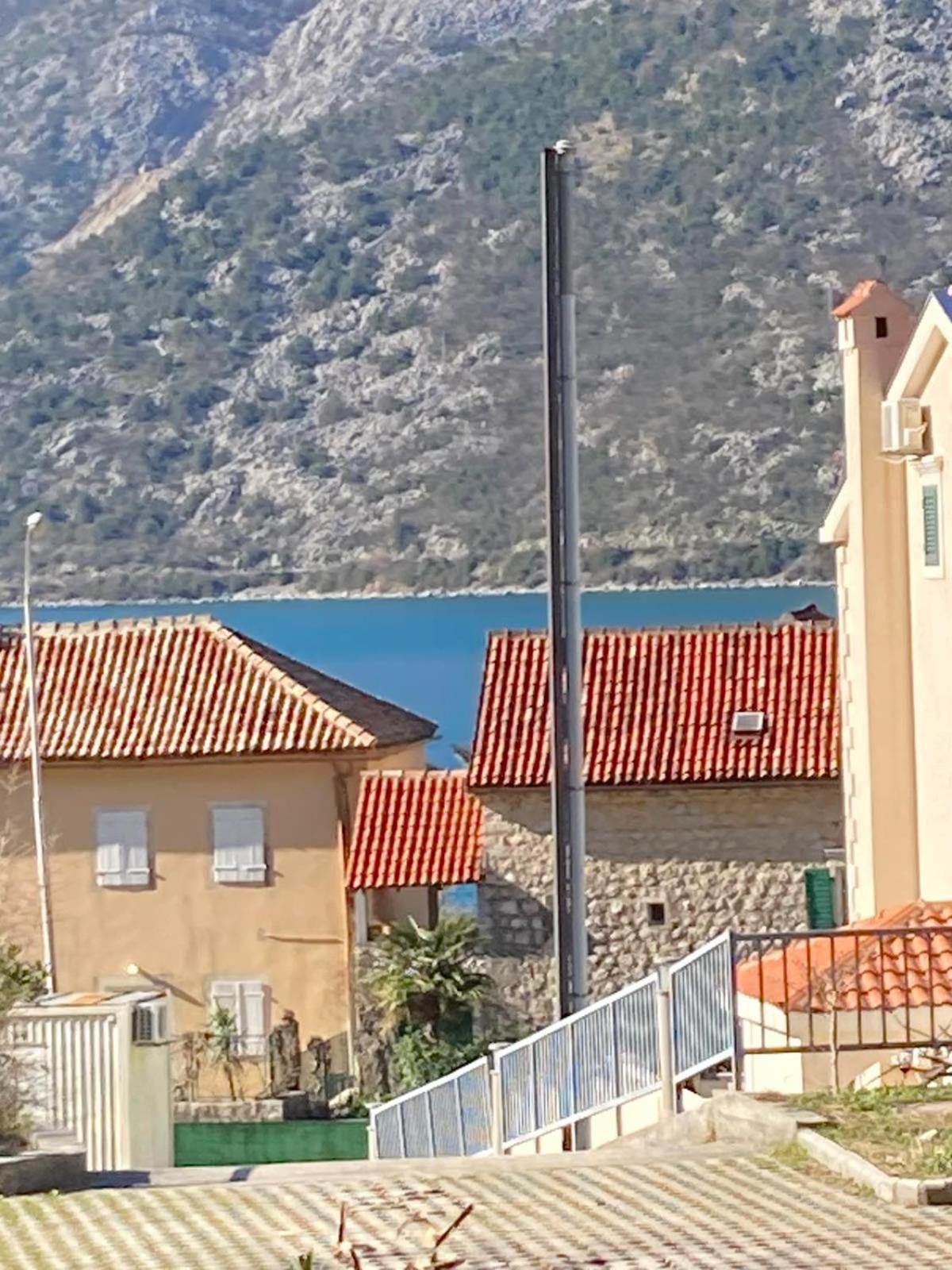 Apartman Mia Risan Exterior photo