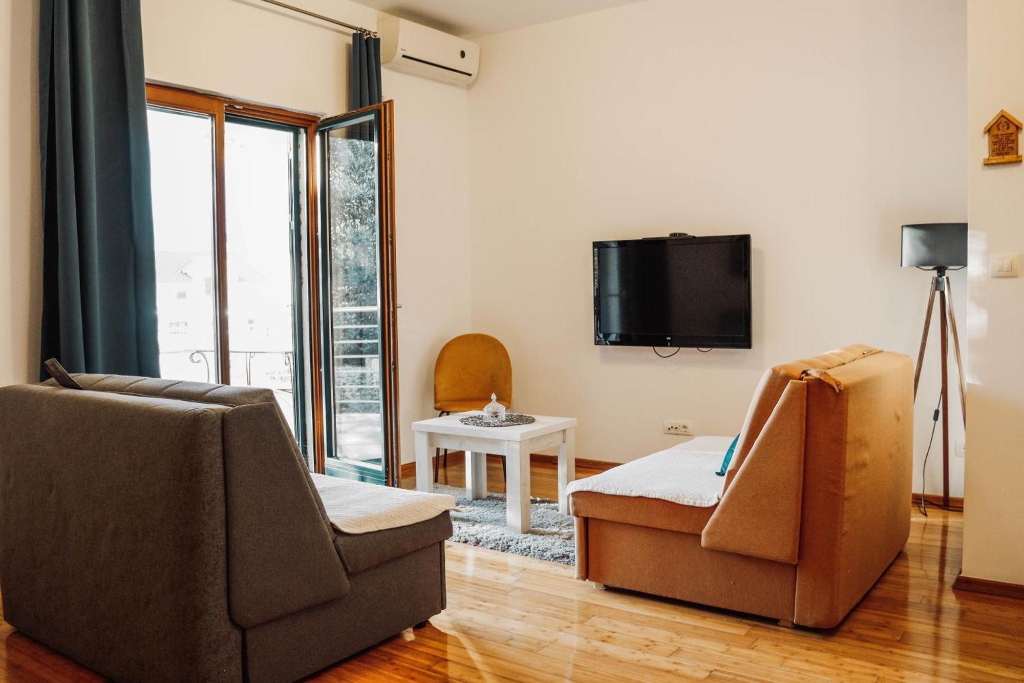 Apartman Mia Risan Exterior photo